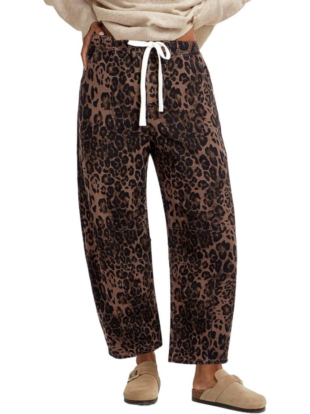 Trendy High Waisted Barrel Jeans for Women - Wide Leg Cropped Leopard Print